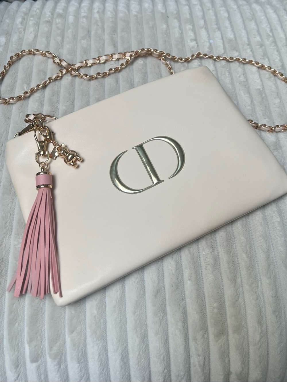 Dior Upcycled Vegan Leather Beauty Bag to Crossbody Bag w removable chain strap - Picture 4 of 8